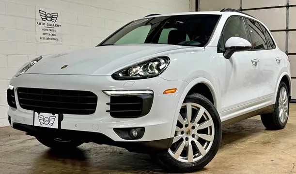 2017 Porsche Cayenne Platinum Edition