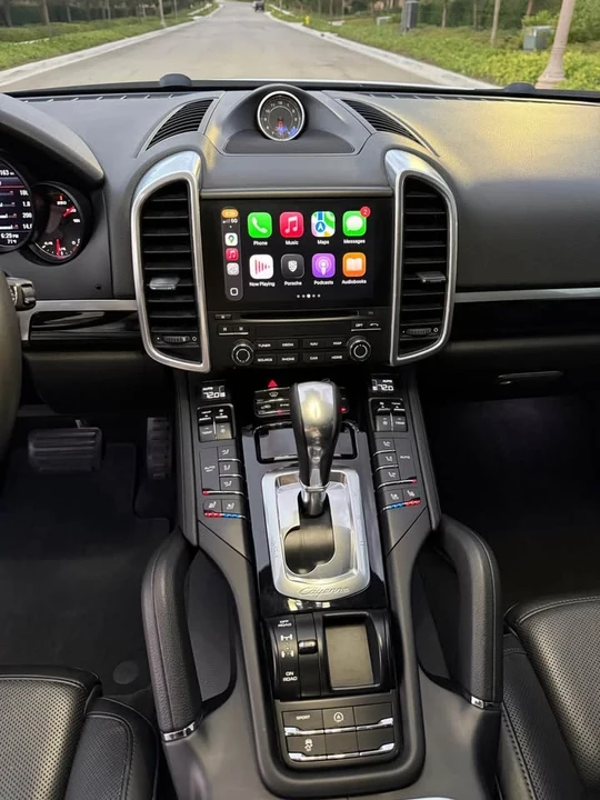 2017 Porsche 958 Cayenne S - Image 12 of 20