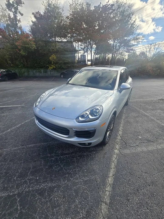 2017 Porsche 958 Cayenne - Image 5 of 17
