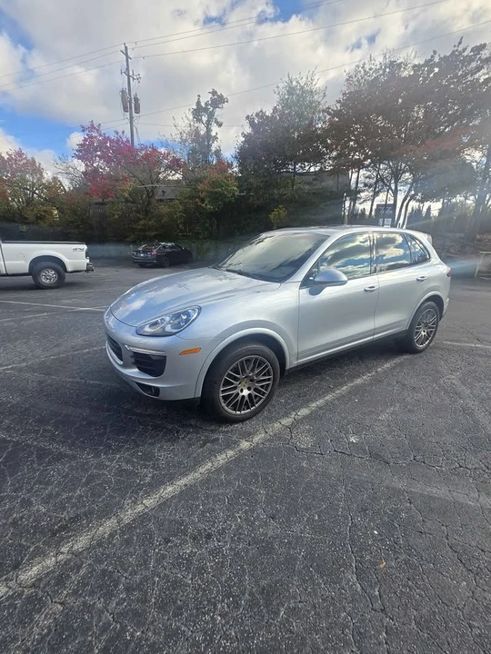 2017 Porsche 958 Cayenne - Image 4 of 17