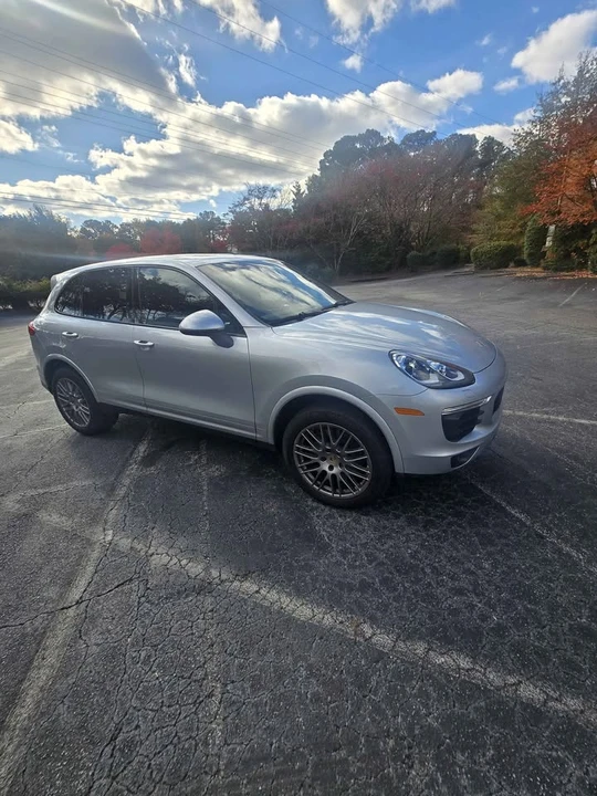 2017 Porsche 958 Cayenne - Image 3 of 17