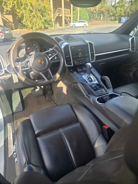 2017 Porsche 958 Cayenne - Image 15 of 17
