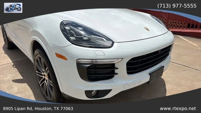 2017 Porsche 958 Cayenne - Image 12 of 31