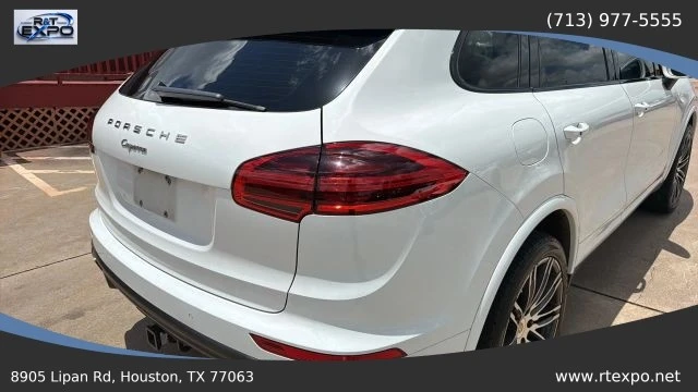 2017 Porsche 958 Cayenne - Image 18 of 31