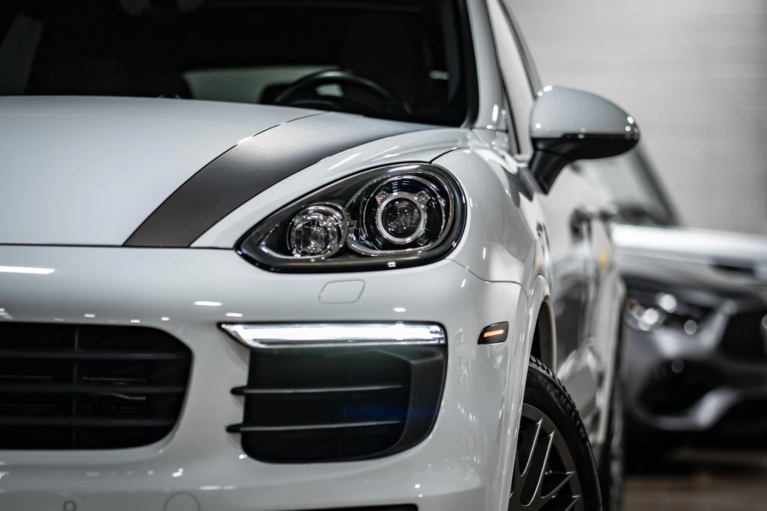 2017 Porsche 958 Cayenne - Image 28 of 30