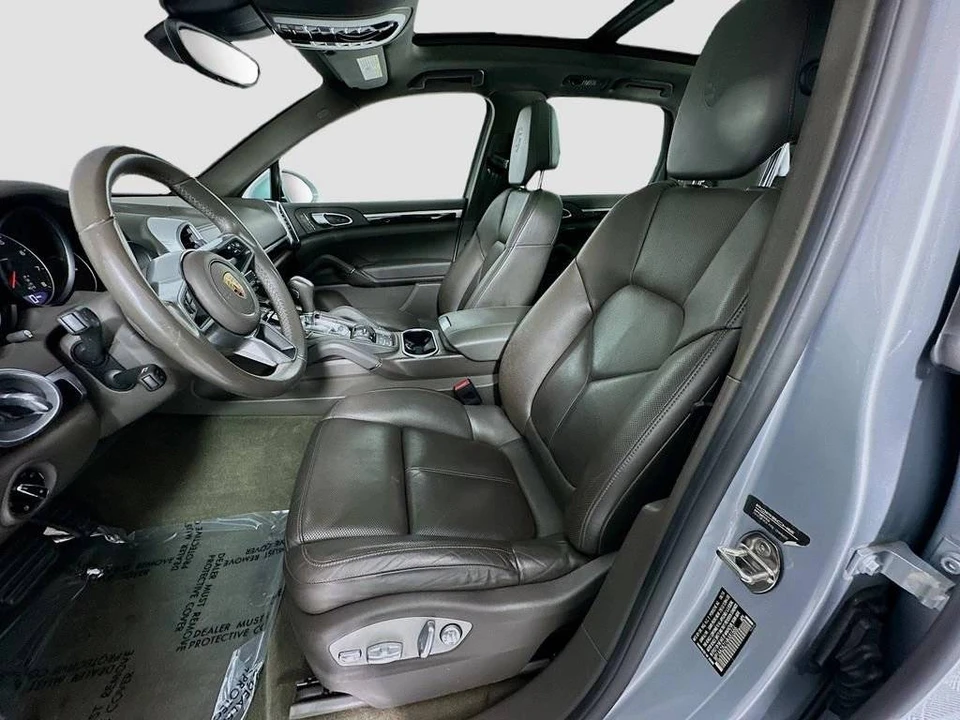 2017 Porsche 958 Cayenne - Image 5 of 5