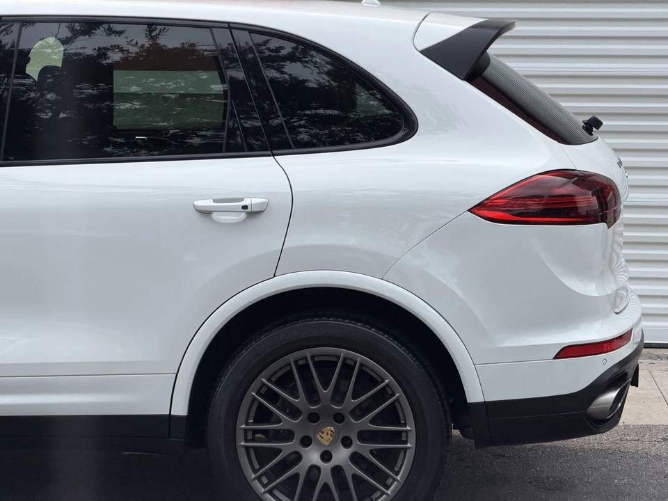 2017 Porsche 958 Cayenne - Image 26 of 31