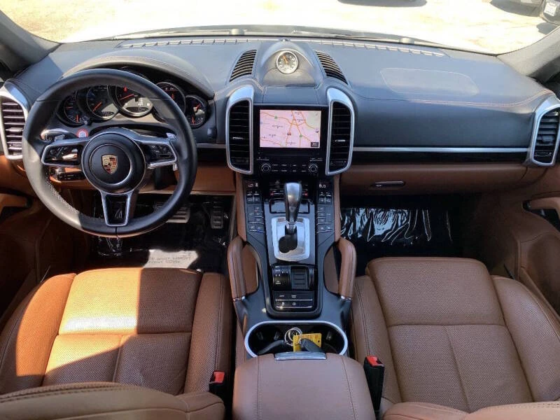 2017 Porsche 958 Cayenne - Image 19 of 25