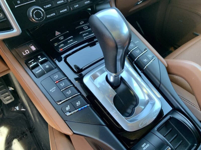 2017 Porsche 958 Cayenne - Image 23 of 25
