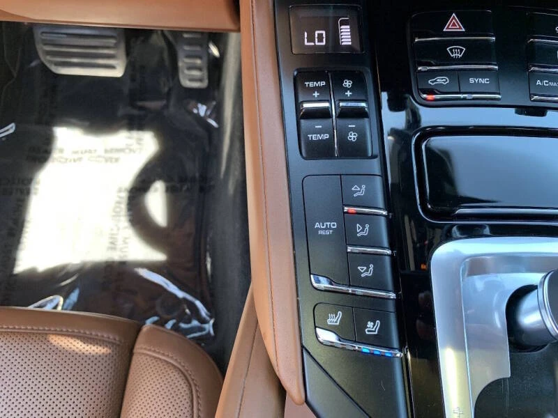 2017 Porsche 958 Cayenne - Image 21 of 25