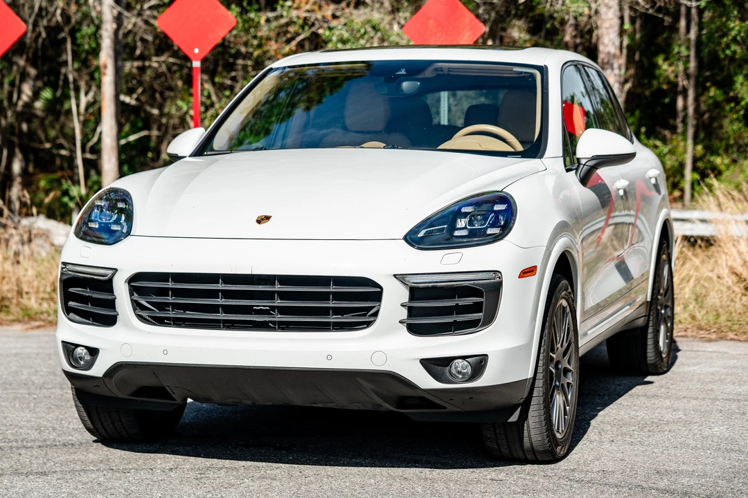 2017 Porsche 958 Cayenne - Image 6 of 31