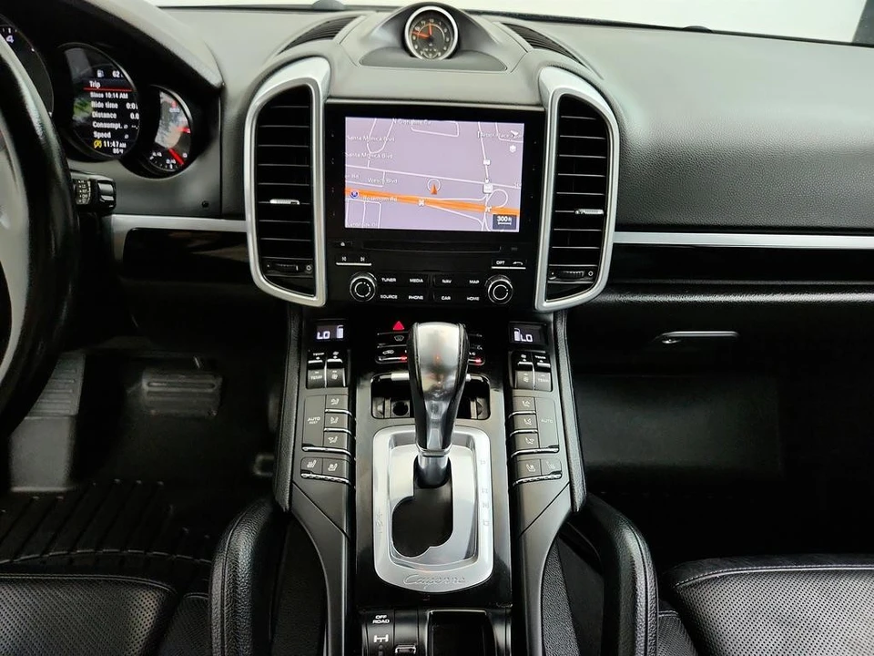 2017 Porsche 958 Cayenne - Image 20 of 31