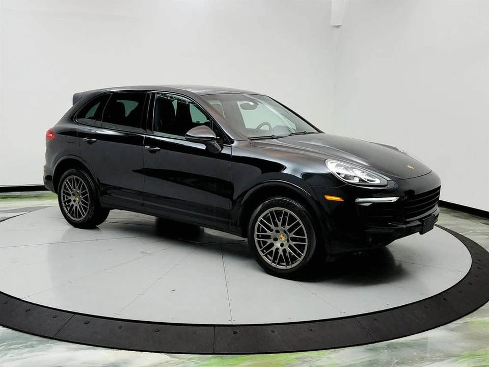 2017 Porsche 958 Cayenne - Image 3 of 31