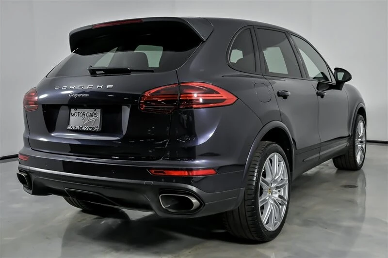 2017 Porsche 958 Cayenne - Image 12 of 21