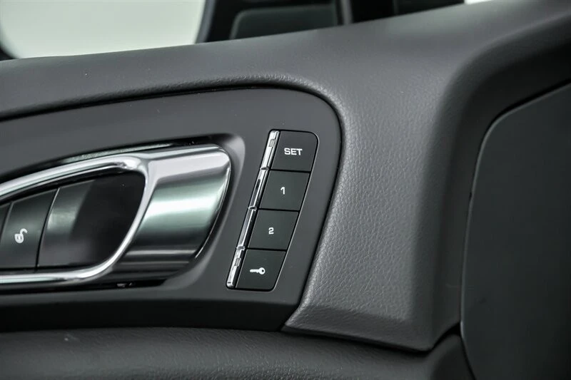 2017 Porsche 958 Cayenne - Image 19 of 21