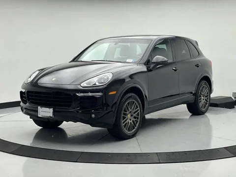2017 Porsche Cayenne Platinum Edition