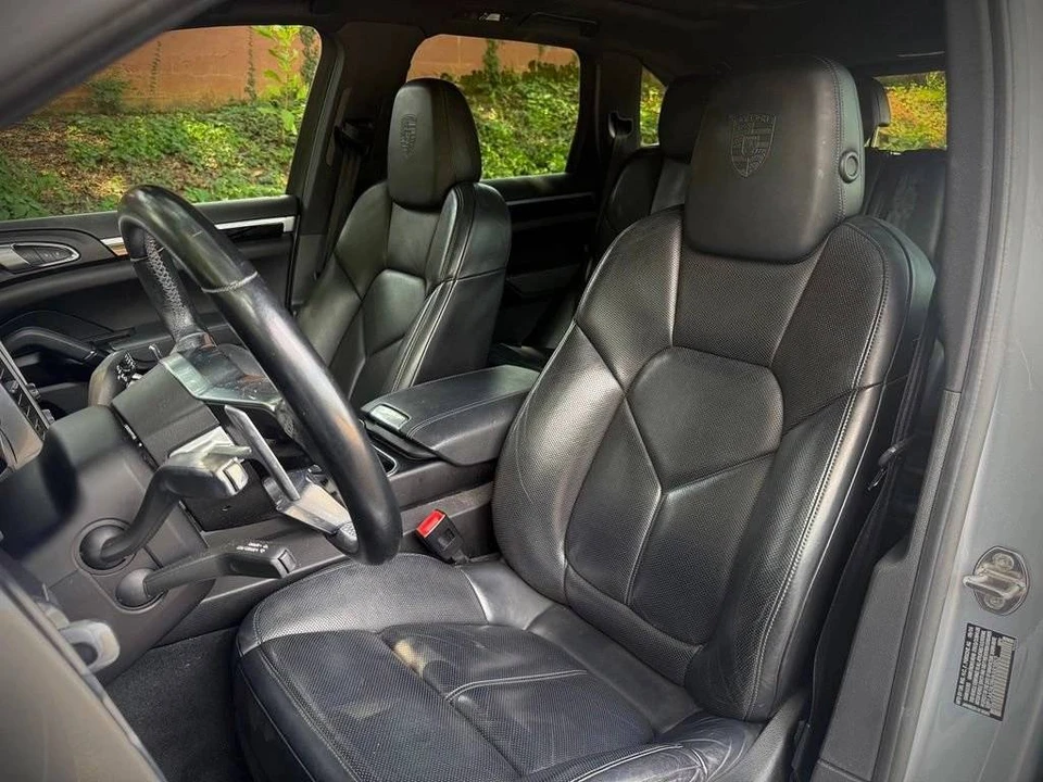 2017 Porsche 958 Cayenne - Image 5 of 5