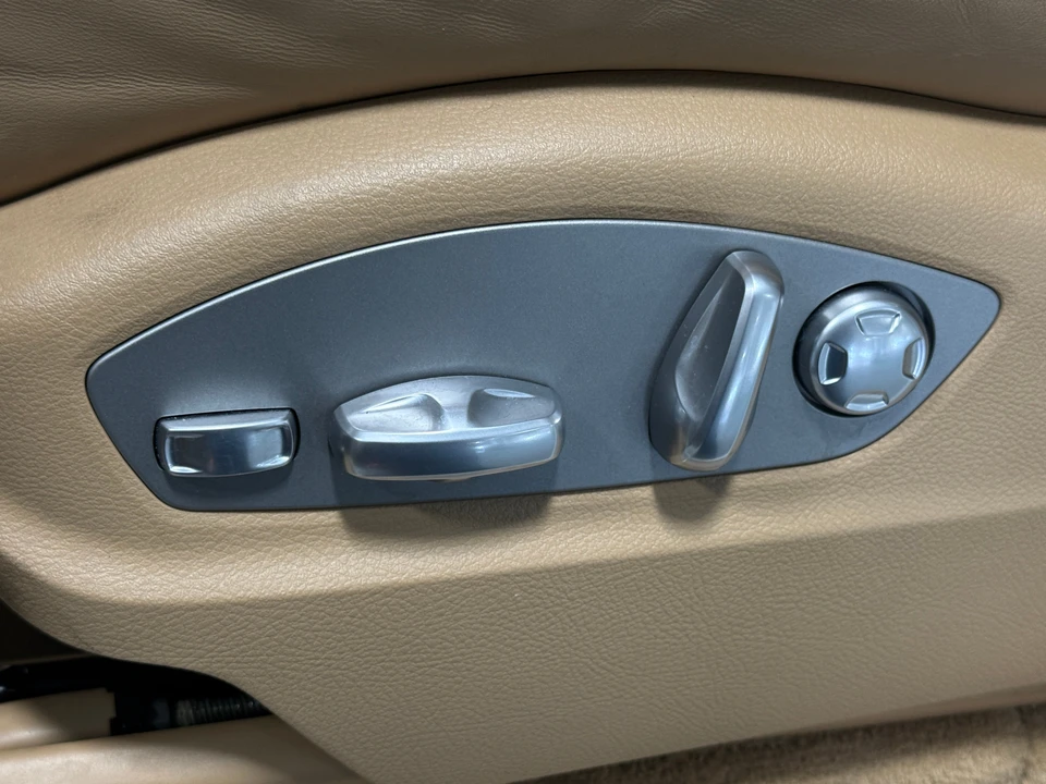 2017 Porsche 958 Cayenne - Image 10 of 24
