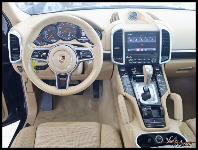 2017 Porsche 958 Cayenne - Image 12 of 31