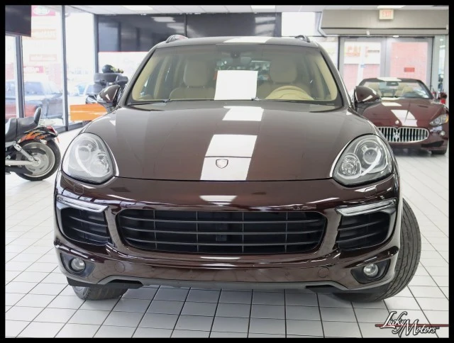 2017 Porsche 958 Cayenne - Image 6 of 12