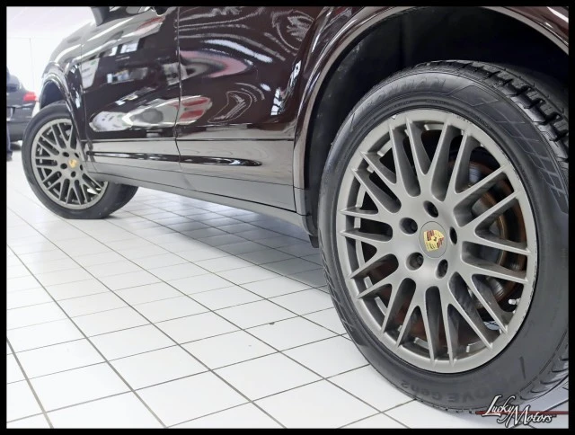 2017 Porsche 958 Cayenne - Image 10 of 12