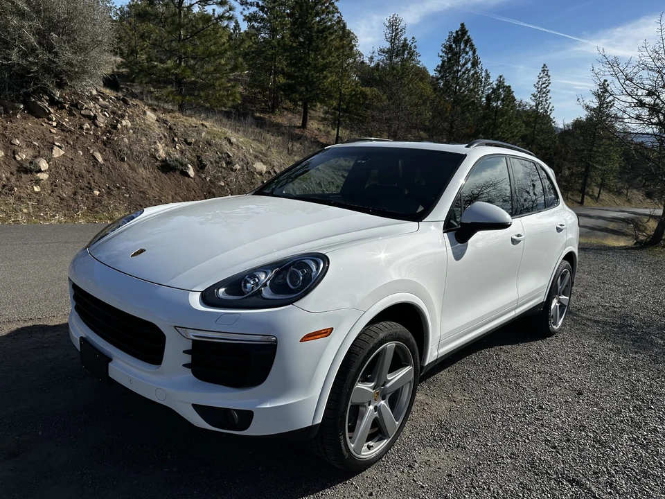 2017 Porsche 958 Cayenne - Image 4 of 31