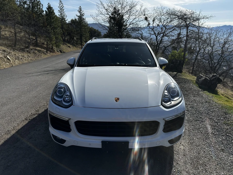 2017 Porsche 958 Cayenne - Image 5 of 31