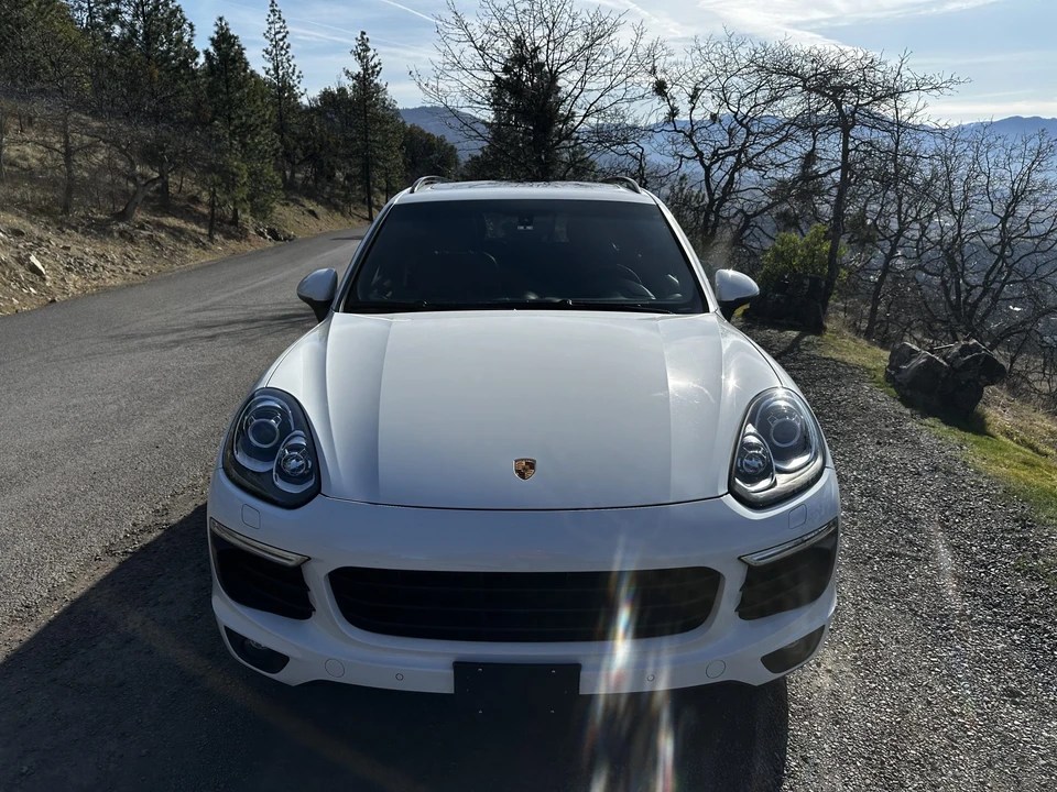 2017 Porsche 958 Cayenne - Image 6 of 31