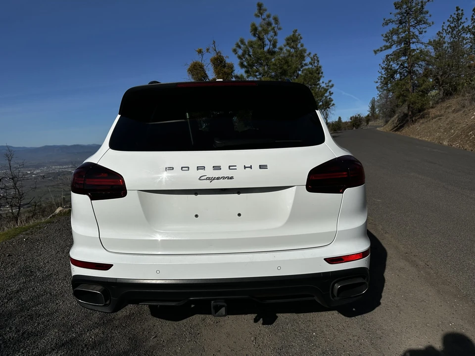 2017 Porsche 958 Cayenne - Image 26 of 31