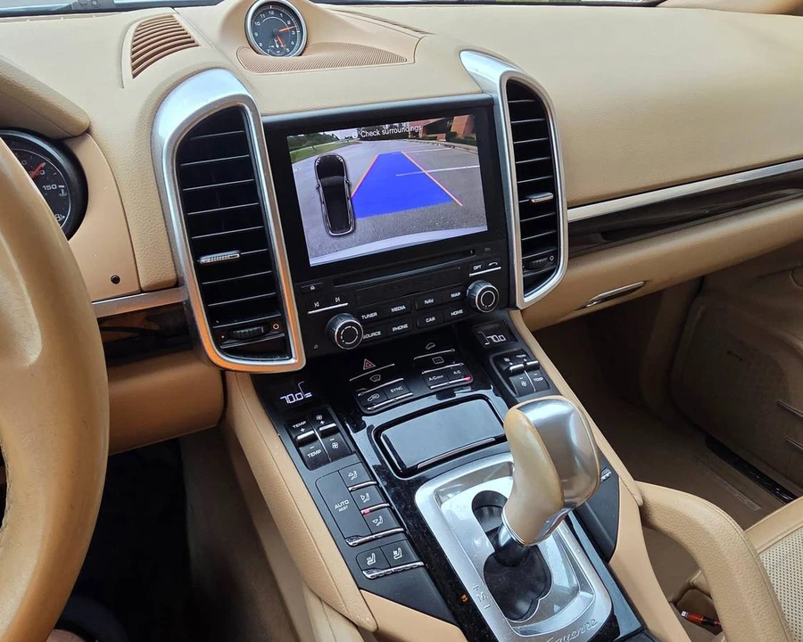 2017 Porsche 958 Cayenne - Image 8 of 11