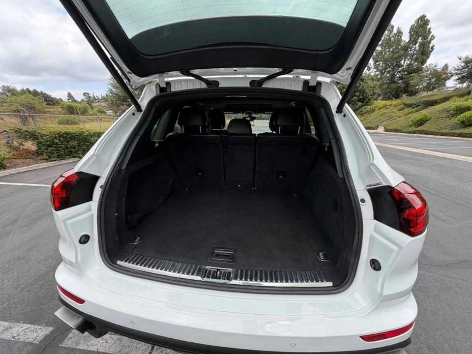 2017 Porsche 958 Cayenne - Image 16 of 16