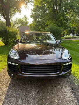 2017 Porsche Cayenne Platinum