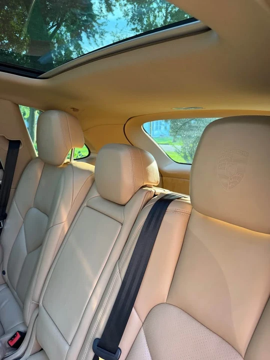 2017 Porsche 958 Cayenne - Image 9 of 10