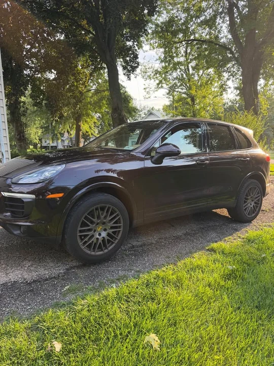 2017 Porsche 958 Cayenne - Image 5 of 10