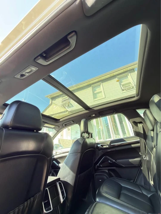 2017 Porsche 958 Cayenne - Image 14 of 15
