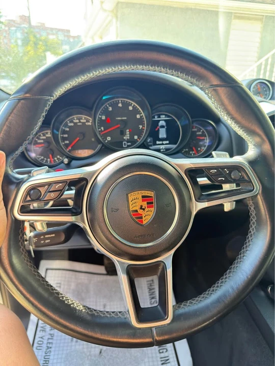 2017 Porsche 958 Cayenne - Image 8 of 15