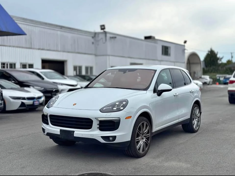 2017 Porsche 958 Cayenne - Image 3 of 20