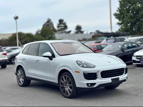 2017 Porsche Cayenne Platinum