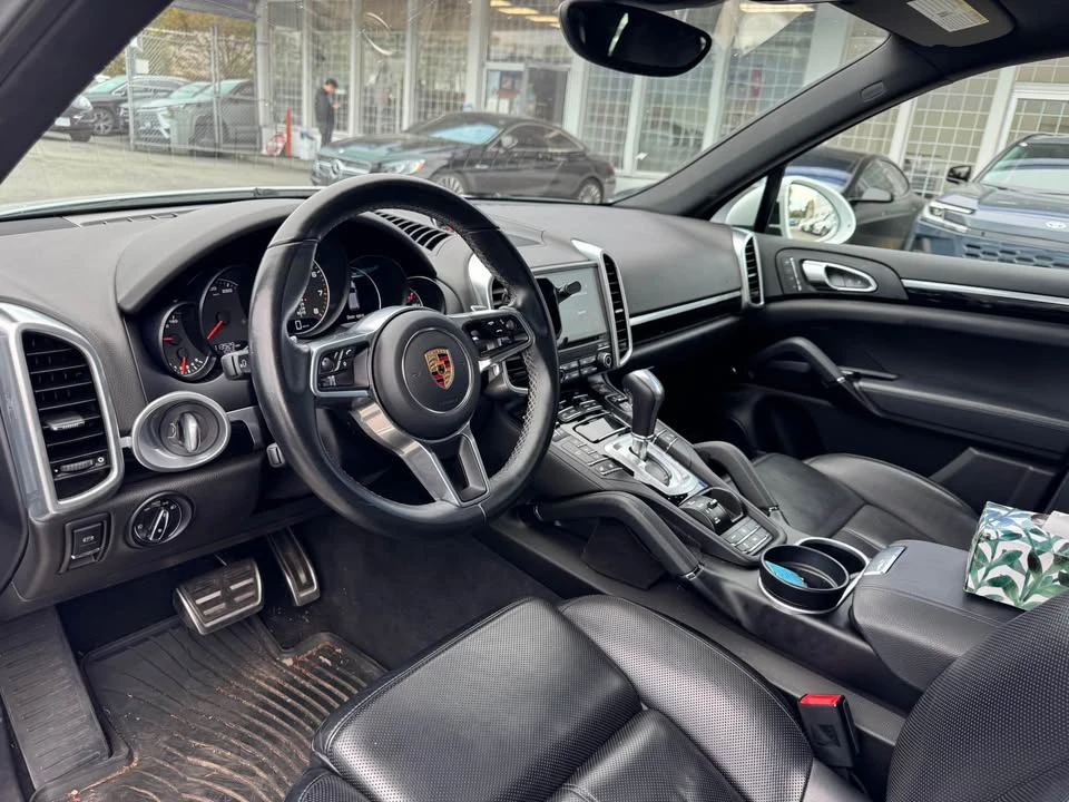 2017 Porsche 958 Cayenne - Image 12 of 20