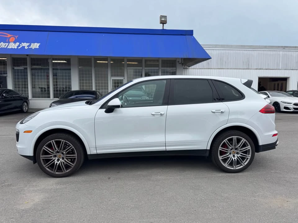 2017 Porsche 958 Cayenne - Image 4 of 20