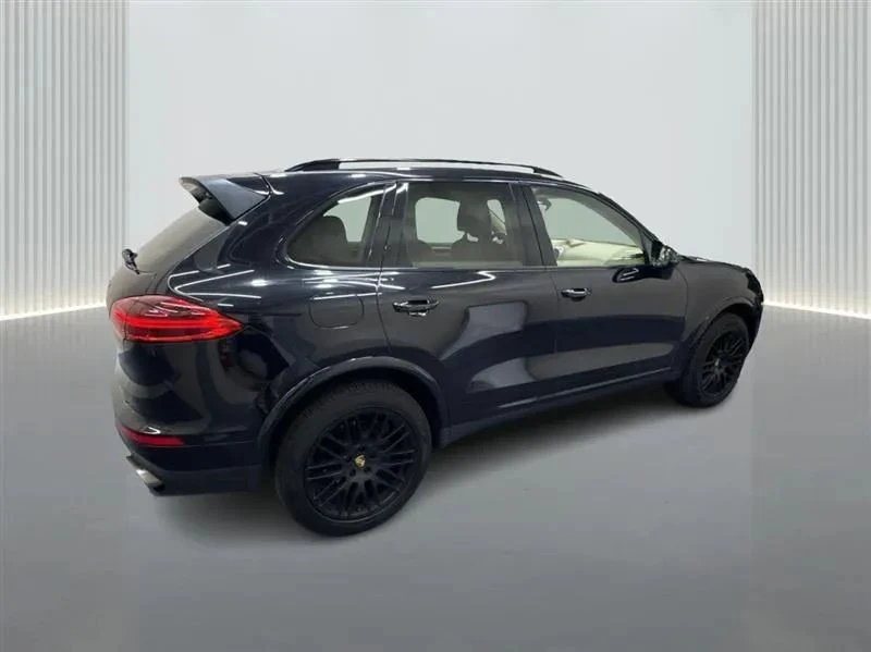 2017 Porsche 958 Cayenne - Image 5 of 12