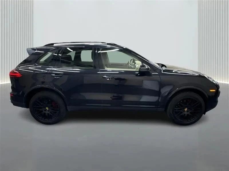 2017 Porsche 958 Cayenne - Image 6 of 12