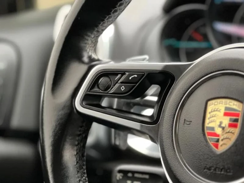 2017 Porsche 958 Cayenne - Image 11 of 12