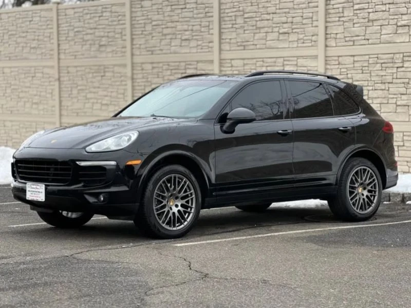 2017 Porsche 958 Cayenne - Image 4 of 12