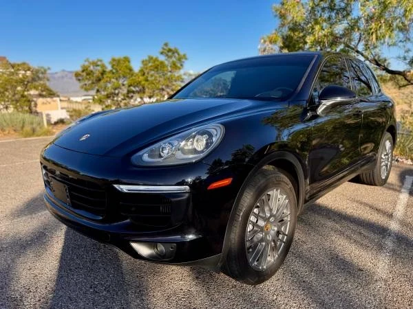 2017 Porsche 958 Cayenne S - Image 2 of 15