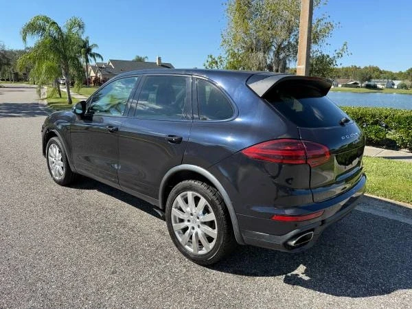 2017 Porsche 958 Cayenne S - Image 6 of 8
