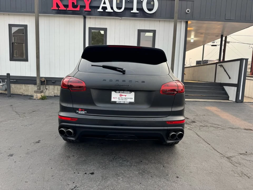2017 Porsche 958 Cayenne S - Image 5 of 20