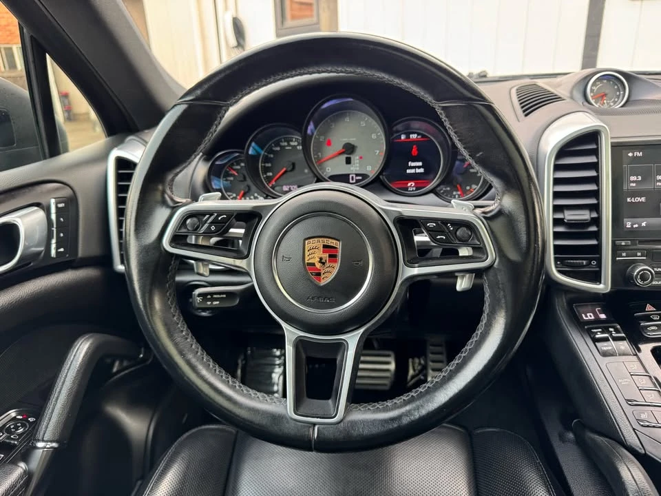 2017 Porsche 958 Cayenne S - Image 8 of 20