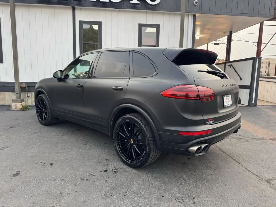 2017 Porsche 958 Cayenne S - Image 6 of 20