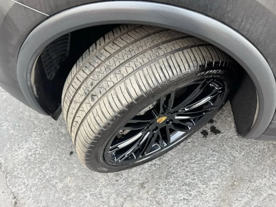 2017 Porsche 958 Cayenne S - Image 19 of 20